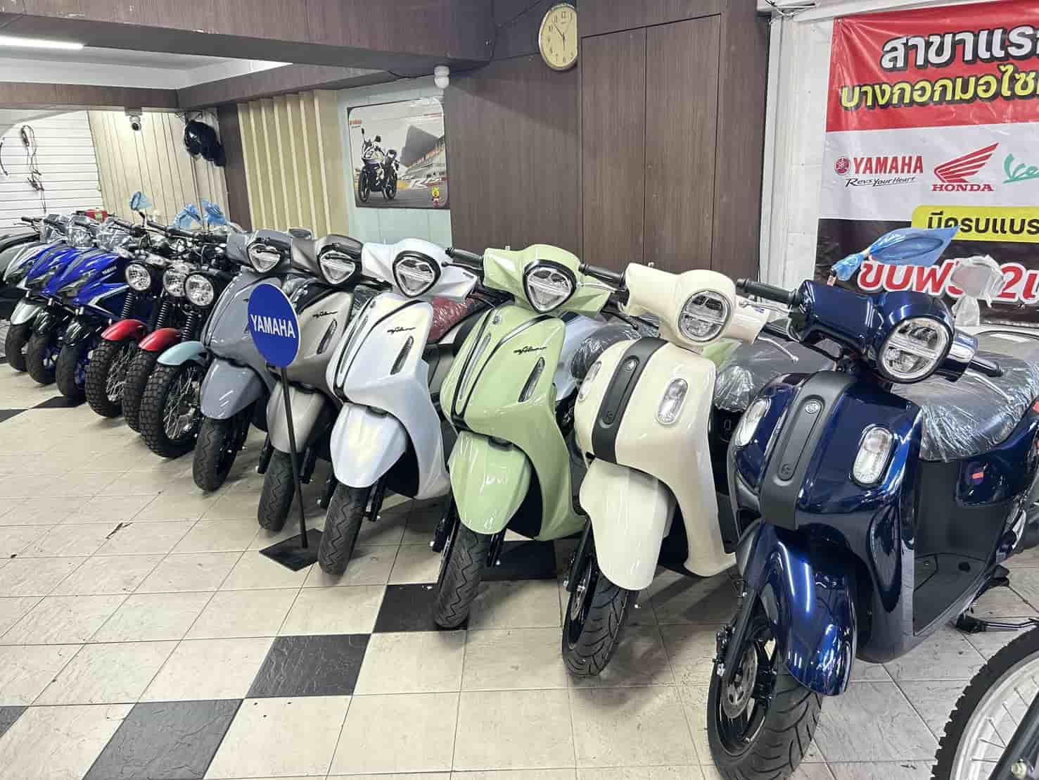 บางกอกมอไซค์ จำหน่ายรถมอเตอร์ไซค์ ยามาฮ่า ฮอนด้า เวสป้า zontes ออกรถ ฟรีดาวน์ ไม่ต้องค้ำ ดอกเบี้ยถูก ผ่อนถูก